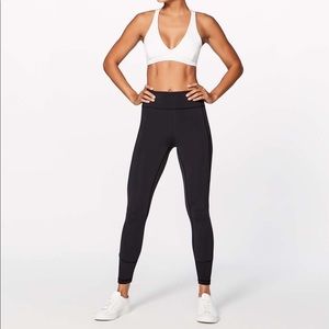 LULULEMON IN MOVEMENT LEGGING / EVERLUX 25"
